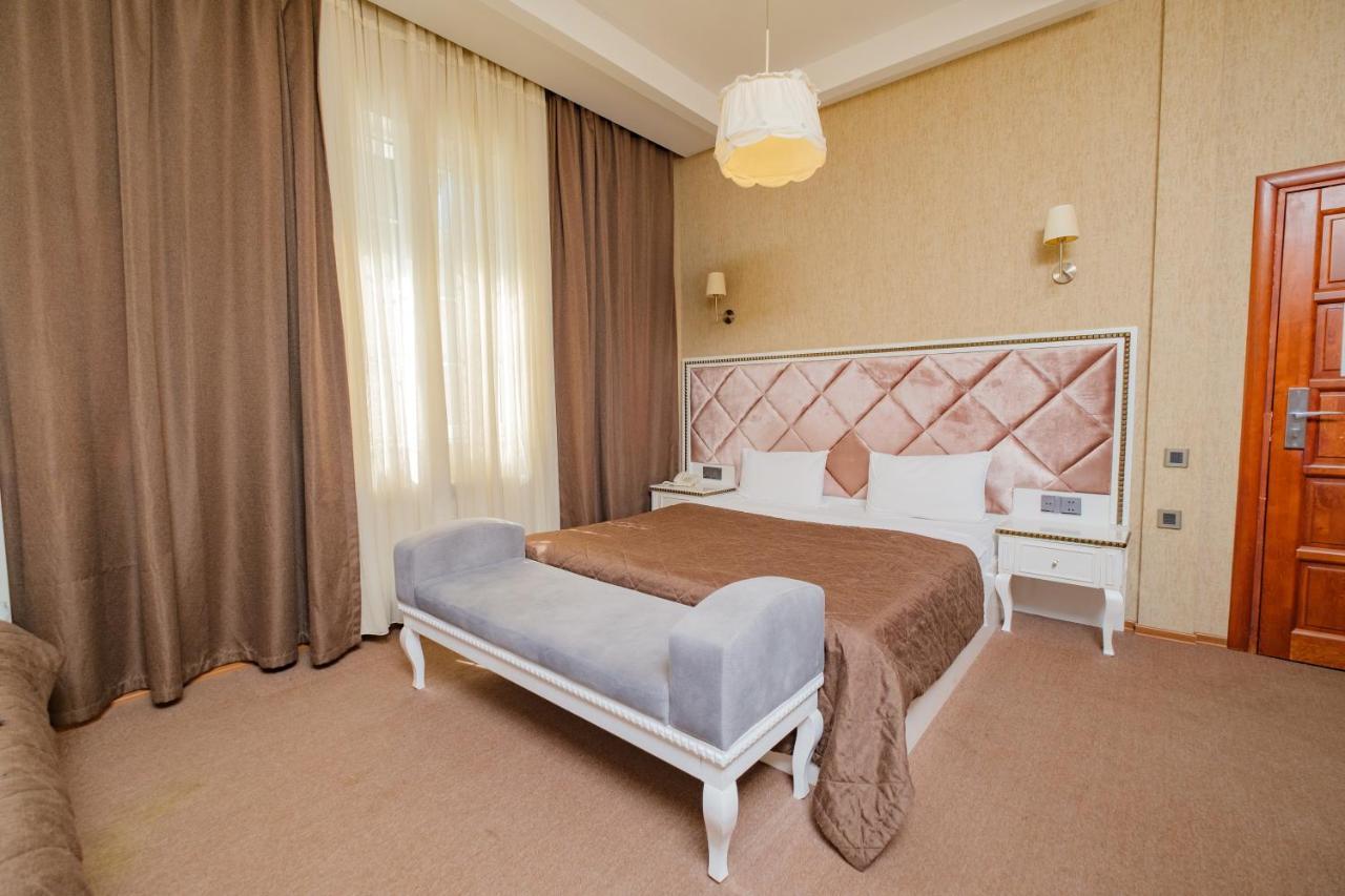Maestro Hotel Baku Ngoại thất bức ảnh