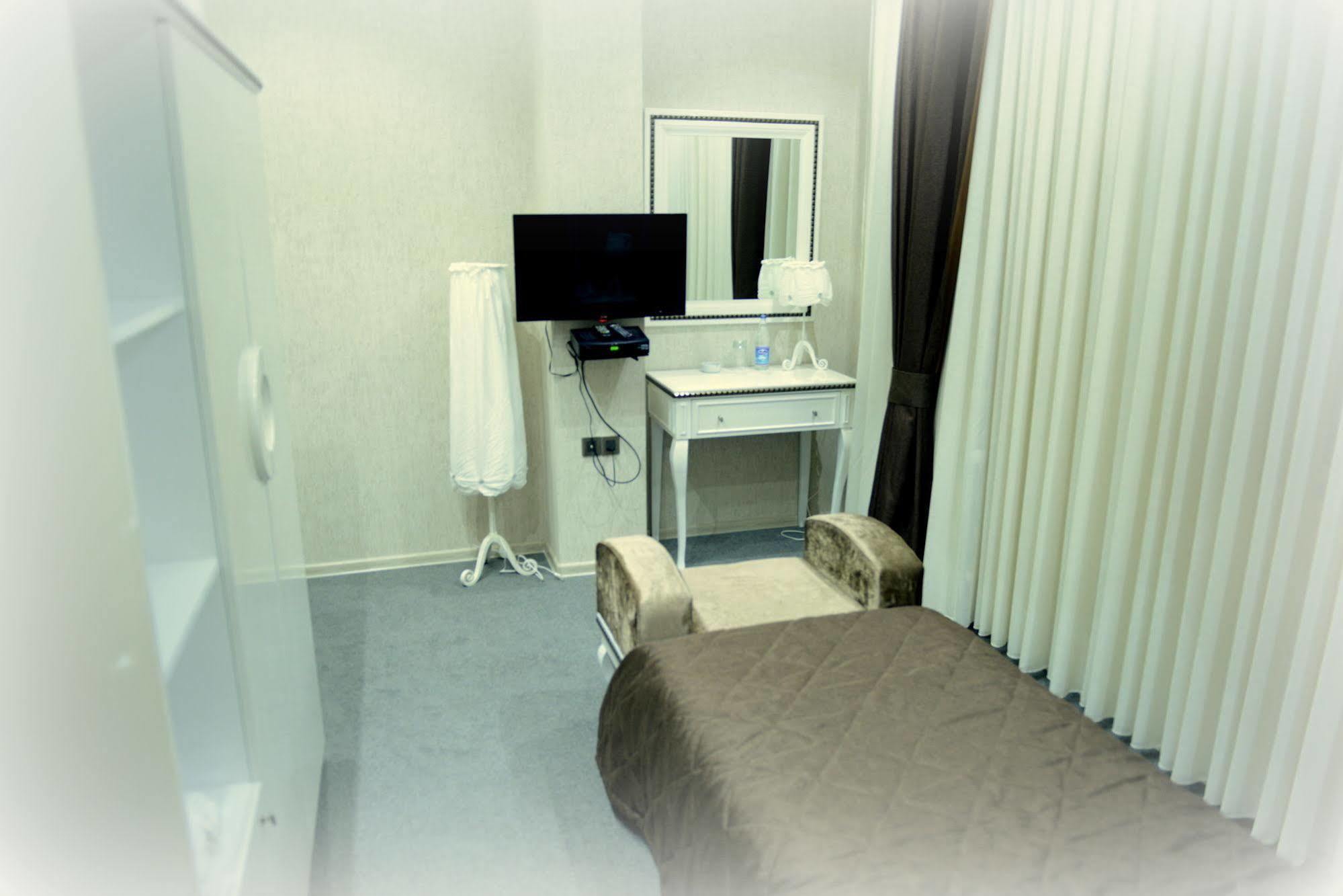 Maestro Hotel Baku Ngoại thất bức ảnh