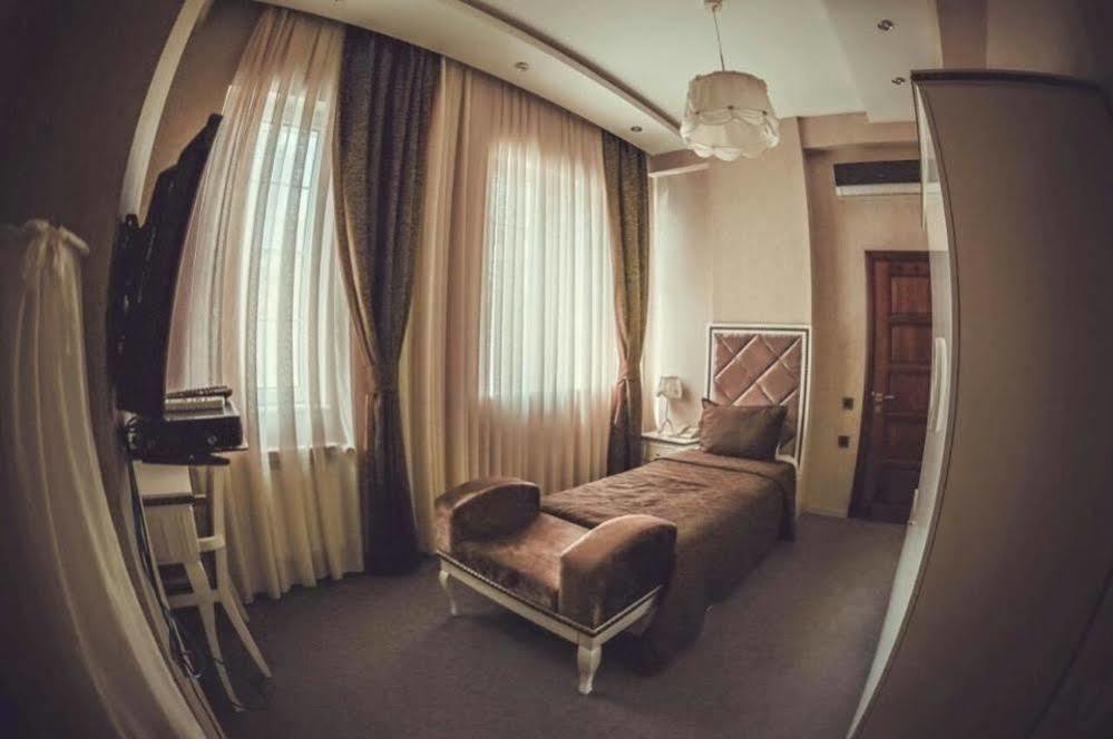 Maestro Hotel Baku Ngoại thất bức ảnh