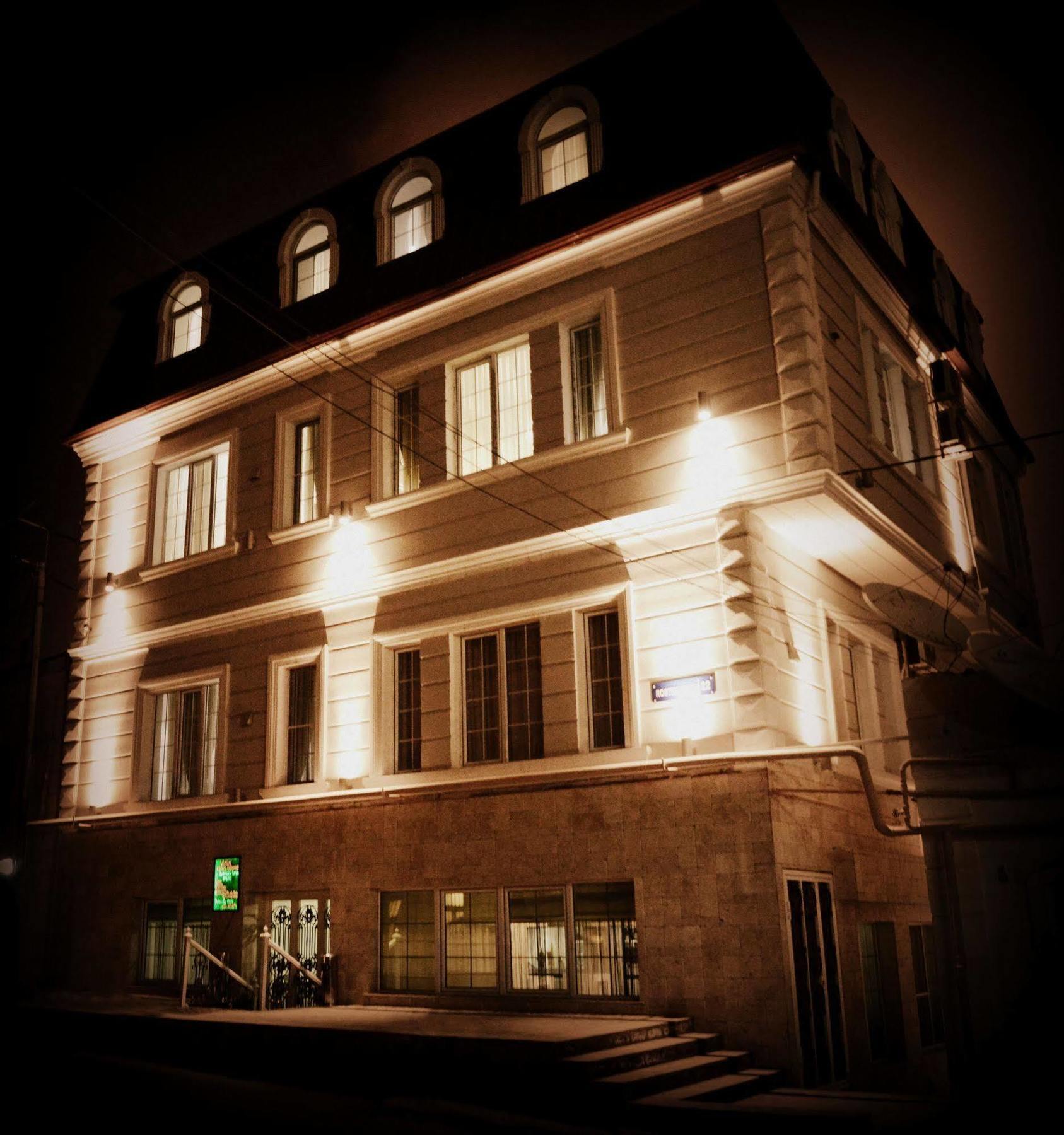 Maestro Hotel Baku Ngoại thất bức ảnh